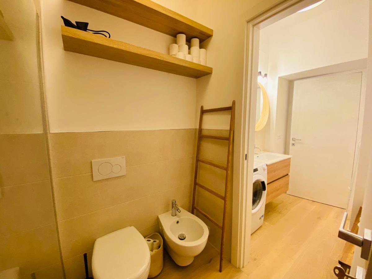 Piazzaborsa Charme Apartment 的里雅斯特 外观 照片